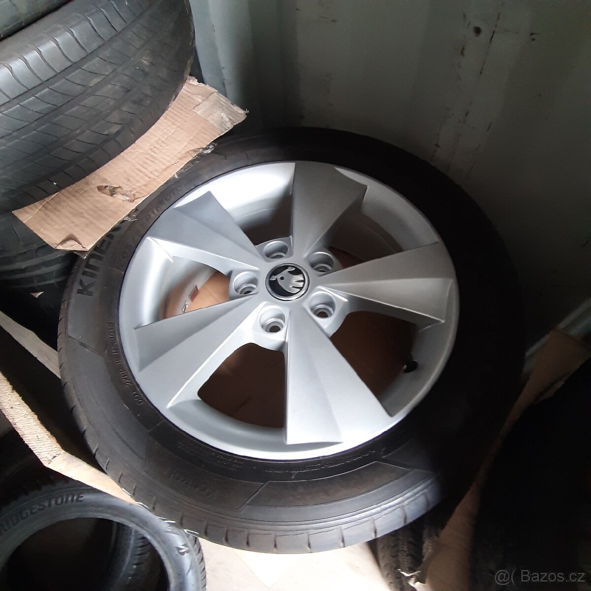Sada Alu kol Škoda Octavia Yeti 5x112 R16 New Velorum