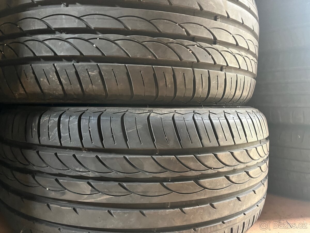 245/45/17 letni 2 ks vzorek 7-8 mm
