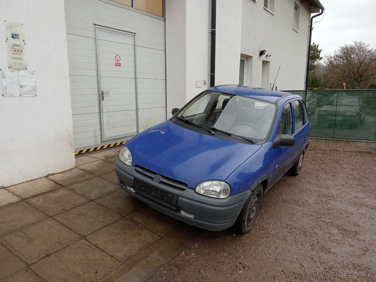 Opel Corsa 1,4i - náhradní díly