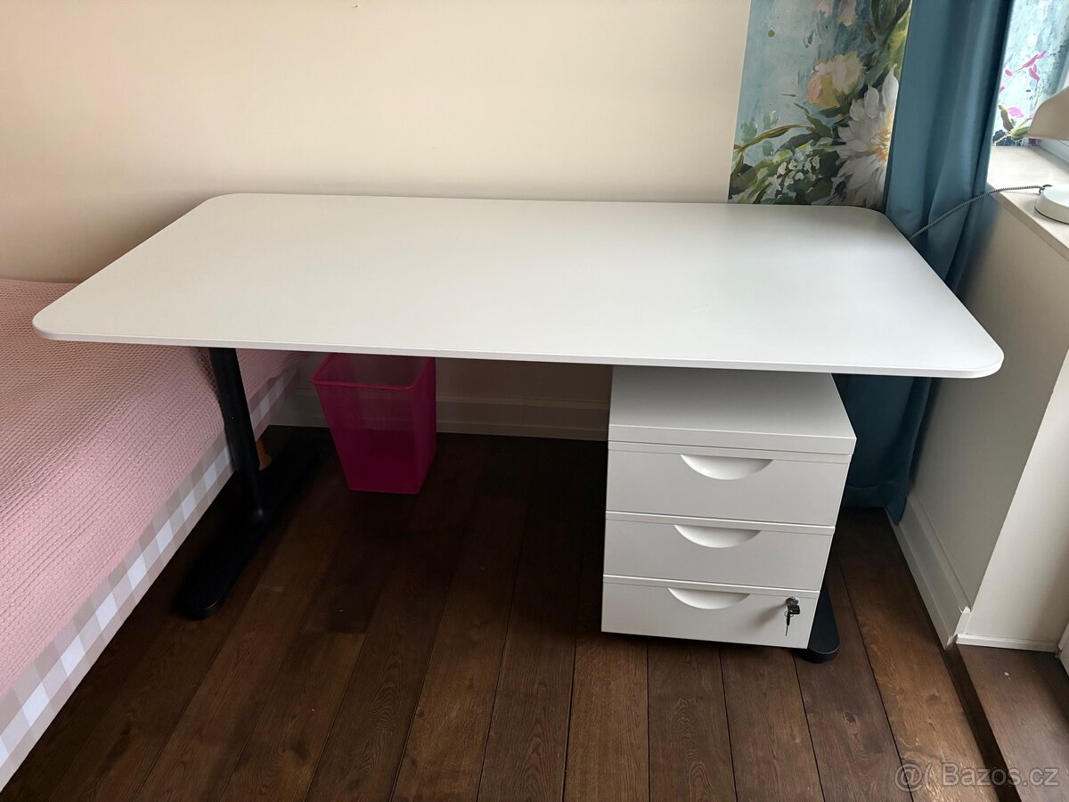 Kancelářský stůl Bekant IKEA 160x 80 cm