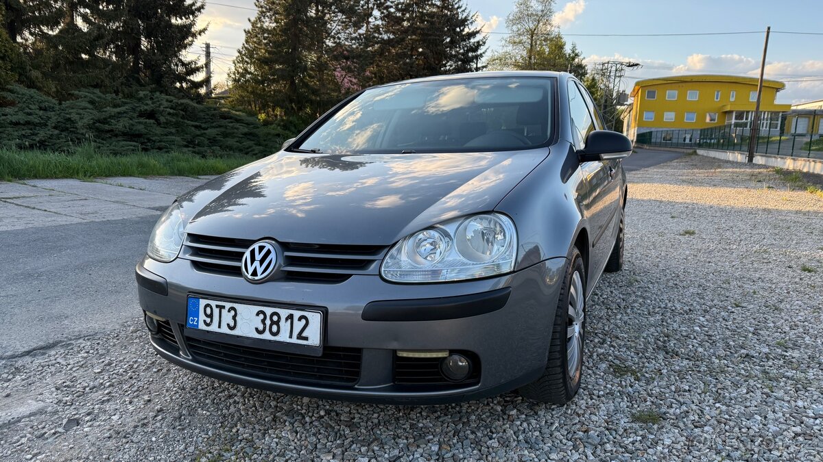 VW Golf 5, 1.9Tdi, velmi hezky stav, tazne, klimatizace