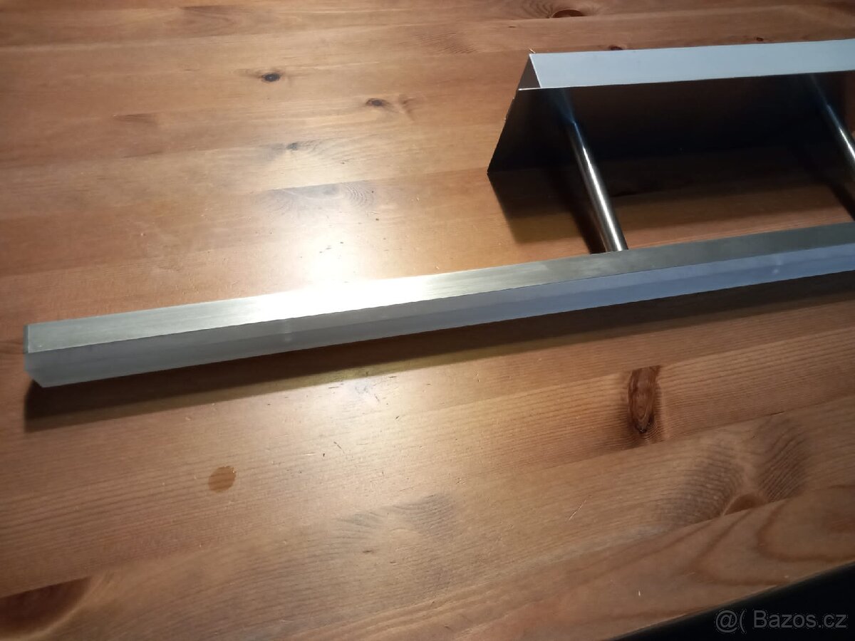 Stropní LED svítidlo.