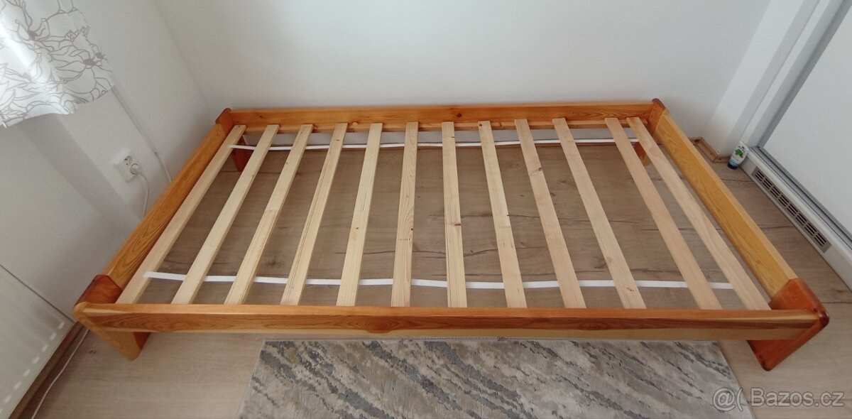 Postel 90 x 200 cm