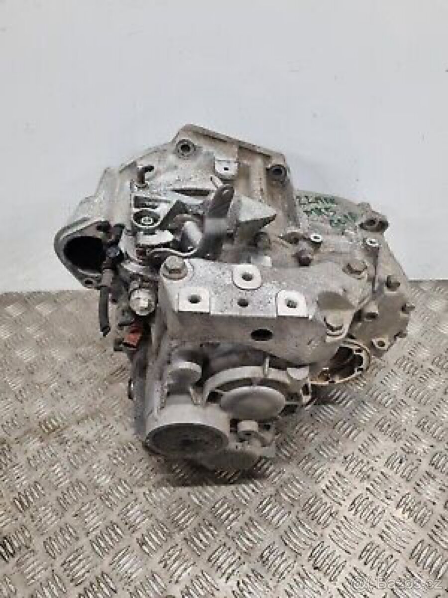 Převodovka 6Q manuál GRF 2.0TDI 103KW BKD VW Golf 5 2007