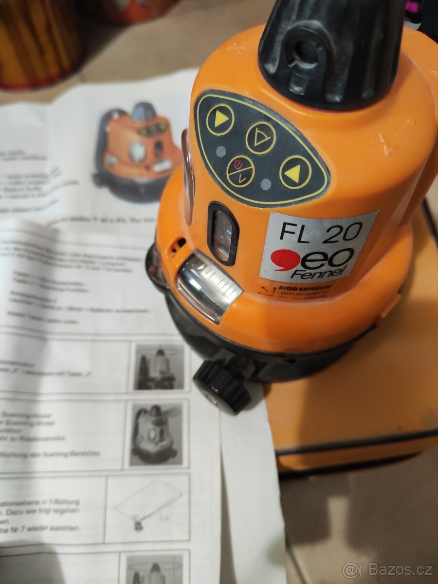 laser rotační