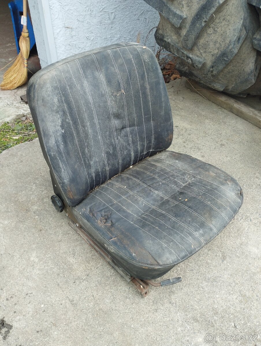 Sedadlo Škoda 105, 120