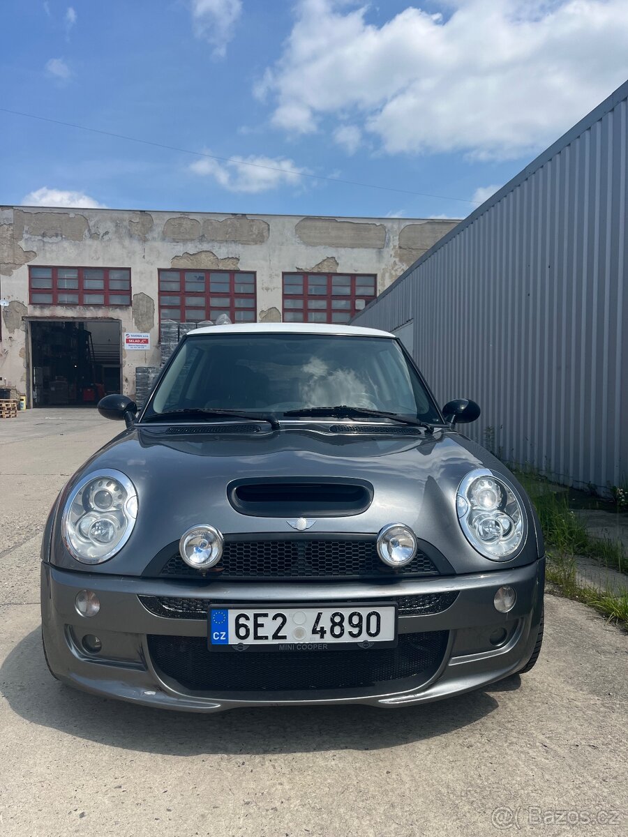Mini cooper jcw aero packet