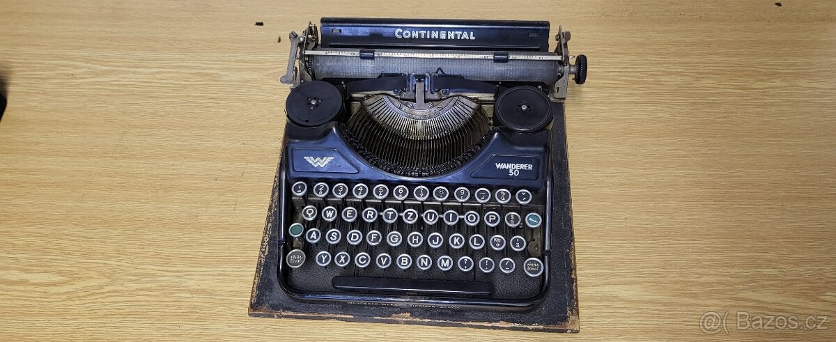 Kufřikový psací stroj Continental - Wanderer 50 1937