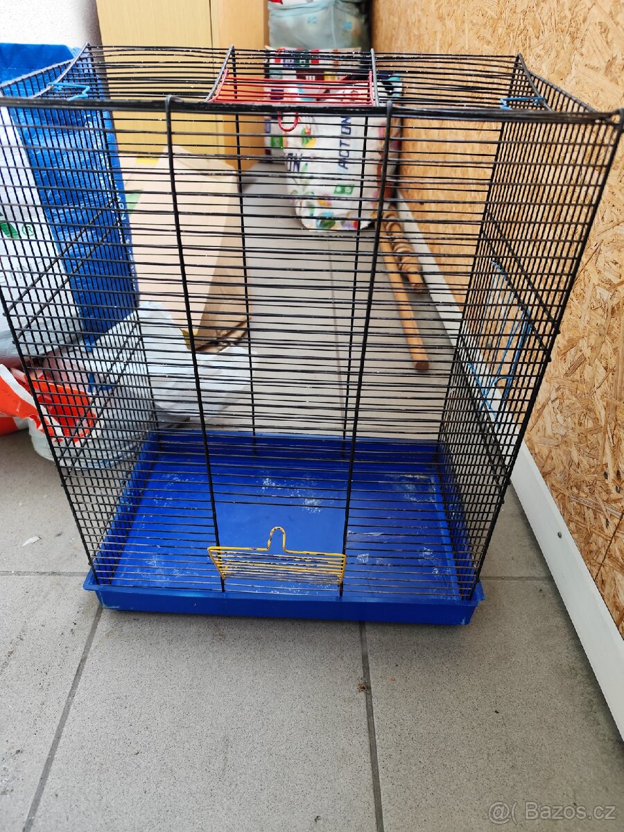 Klec pro papoušky