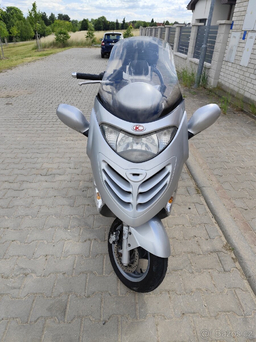 Skůtr