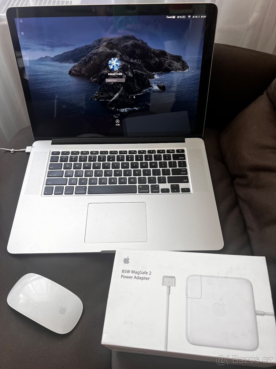 MacBook Pro 15 retina i7 256gb 8gb + Apple mouse2+nová nabij