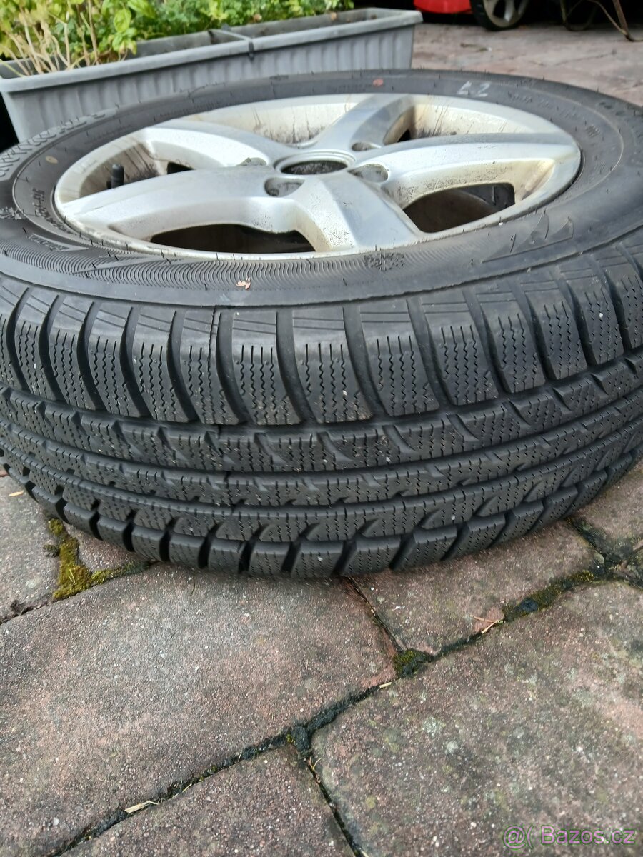 Prodám kompletní zimní alu + Tomket 195/65 R 15