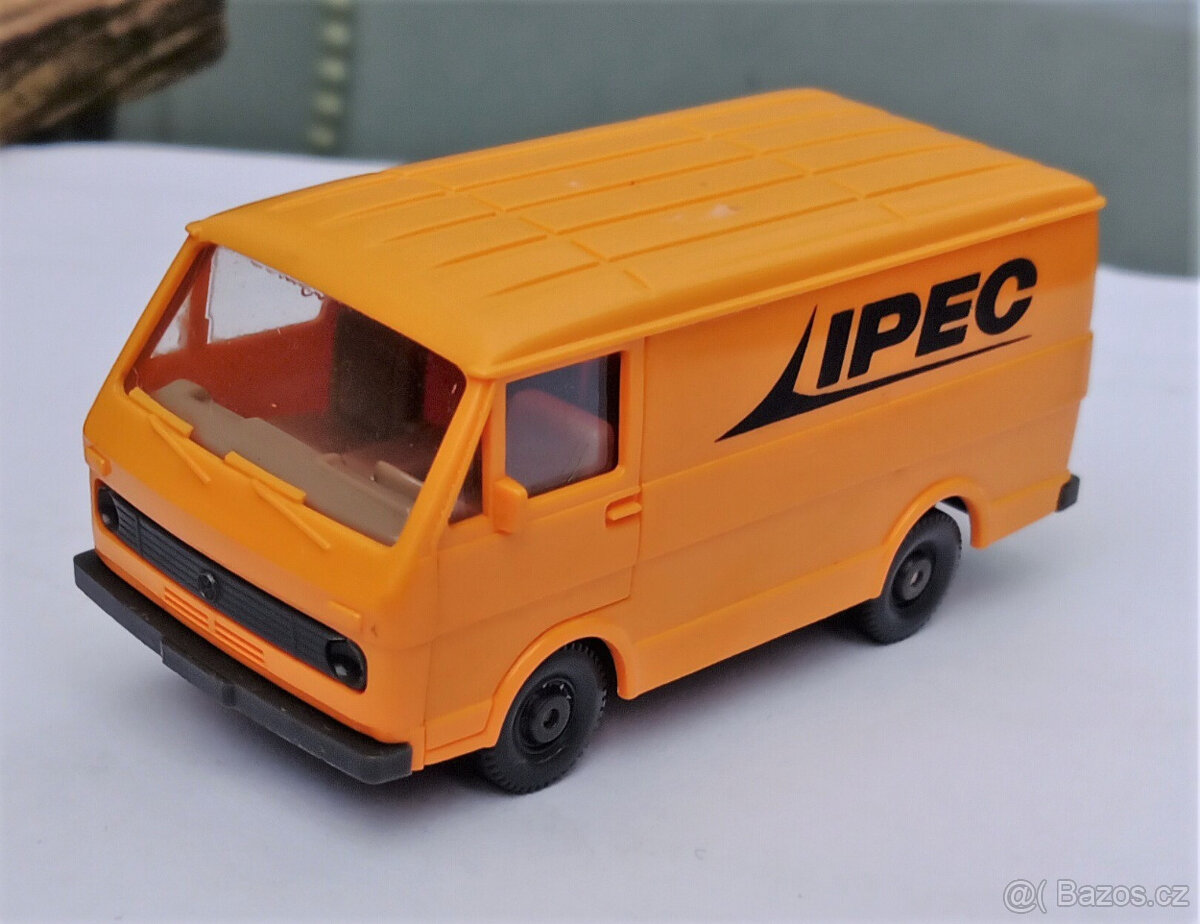 Wiking Volkswagen. Délka 6cm.