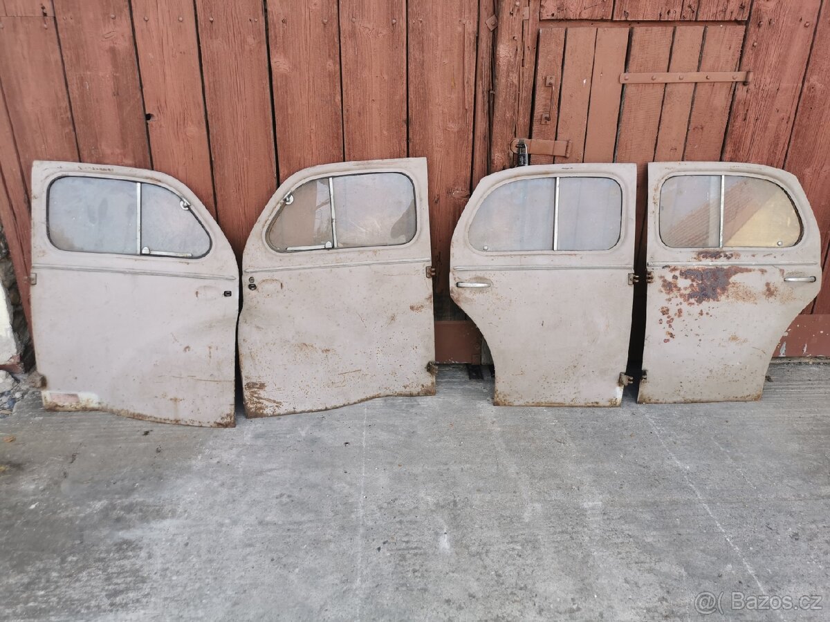 Dveře Renault 4cv