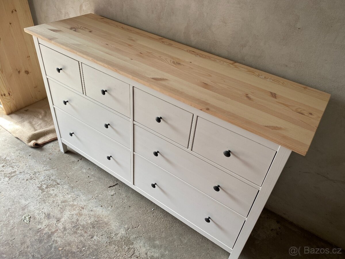 IKEA Hemnes komoda s 8 zásuvkami - bíl. mořidlo
