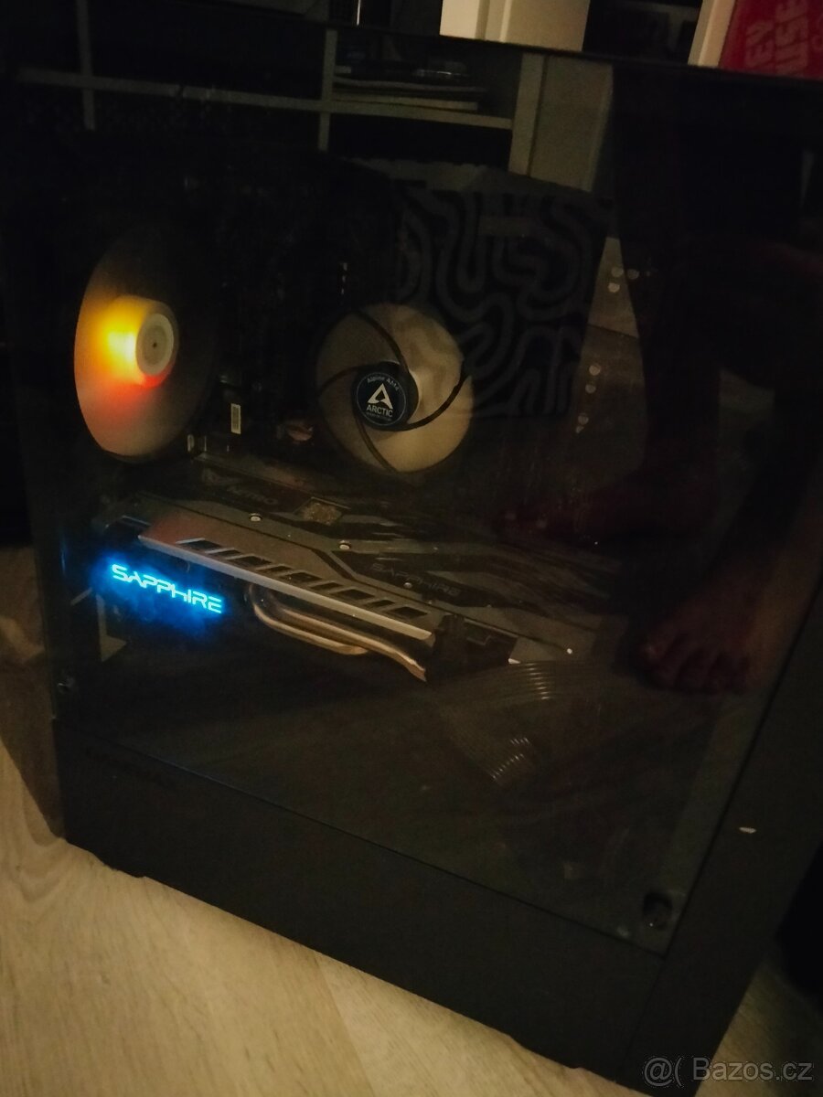 Herní PC AMD Ryzen 5 Radeon 580 750GB HDD 32GB RAM