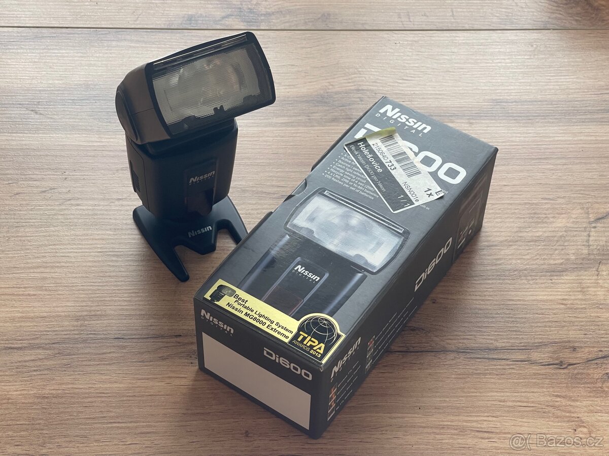 Externí blesk pro Nikon Nissin Di600