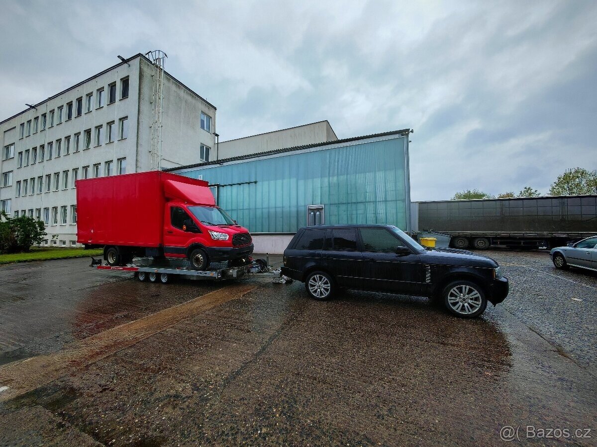 Přeprava/odtah vozidel a strojů (plošina 7×2,1 m, 2,8 t)