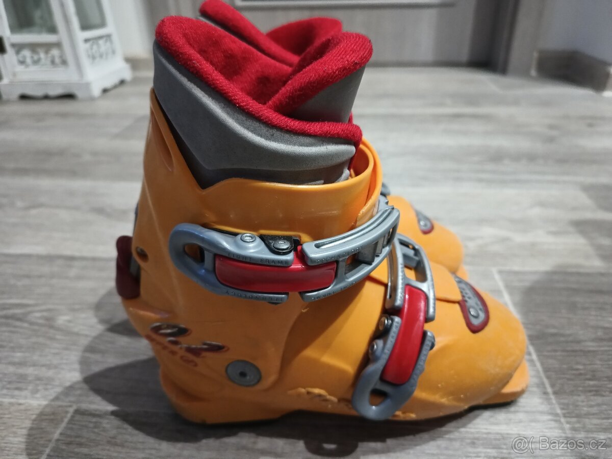 Dětské lyžařské boty 31