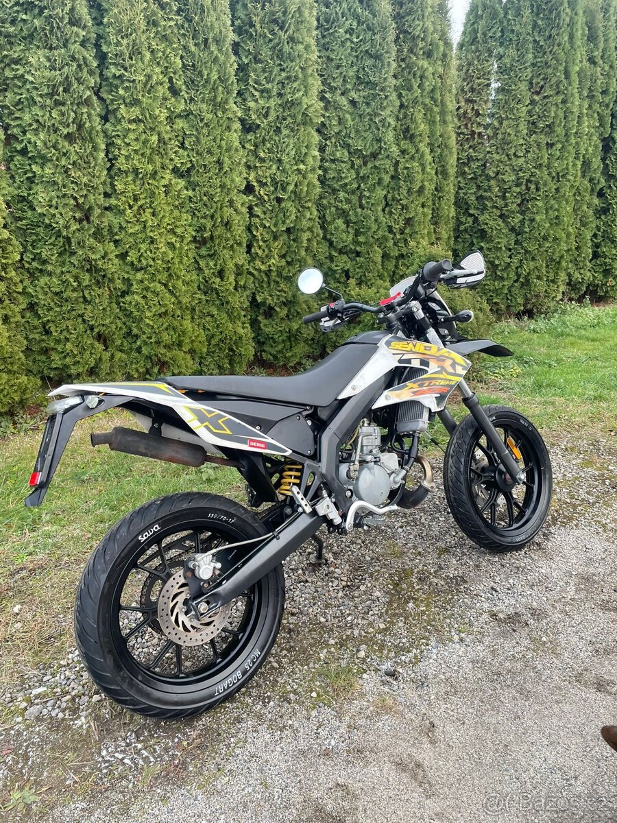 Derbi senda sm 50
