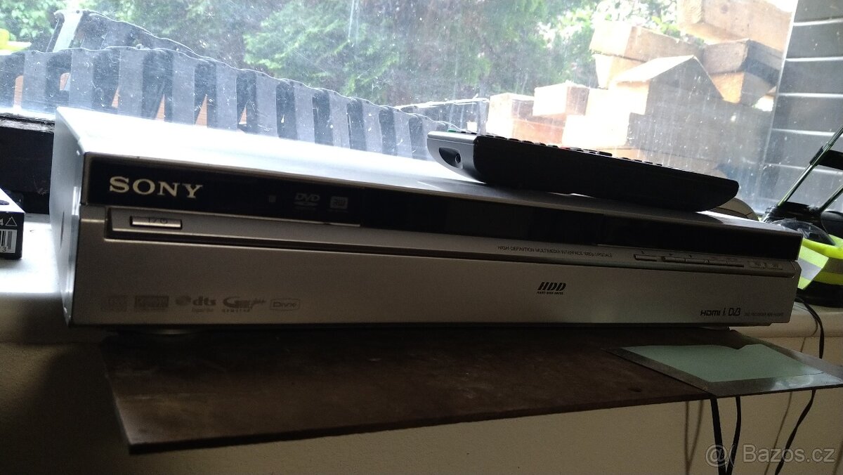 SONY rekordér DVD RDR-HXD870