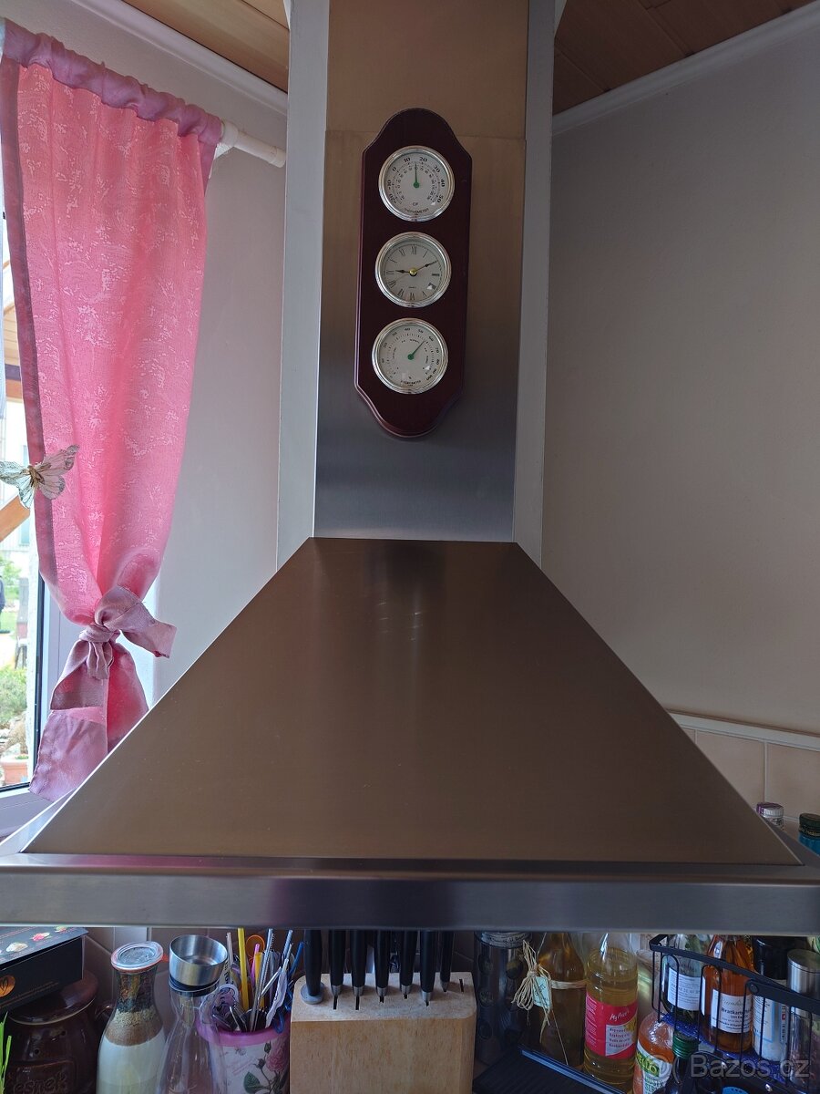 Nerez odsavač par - digestoř