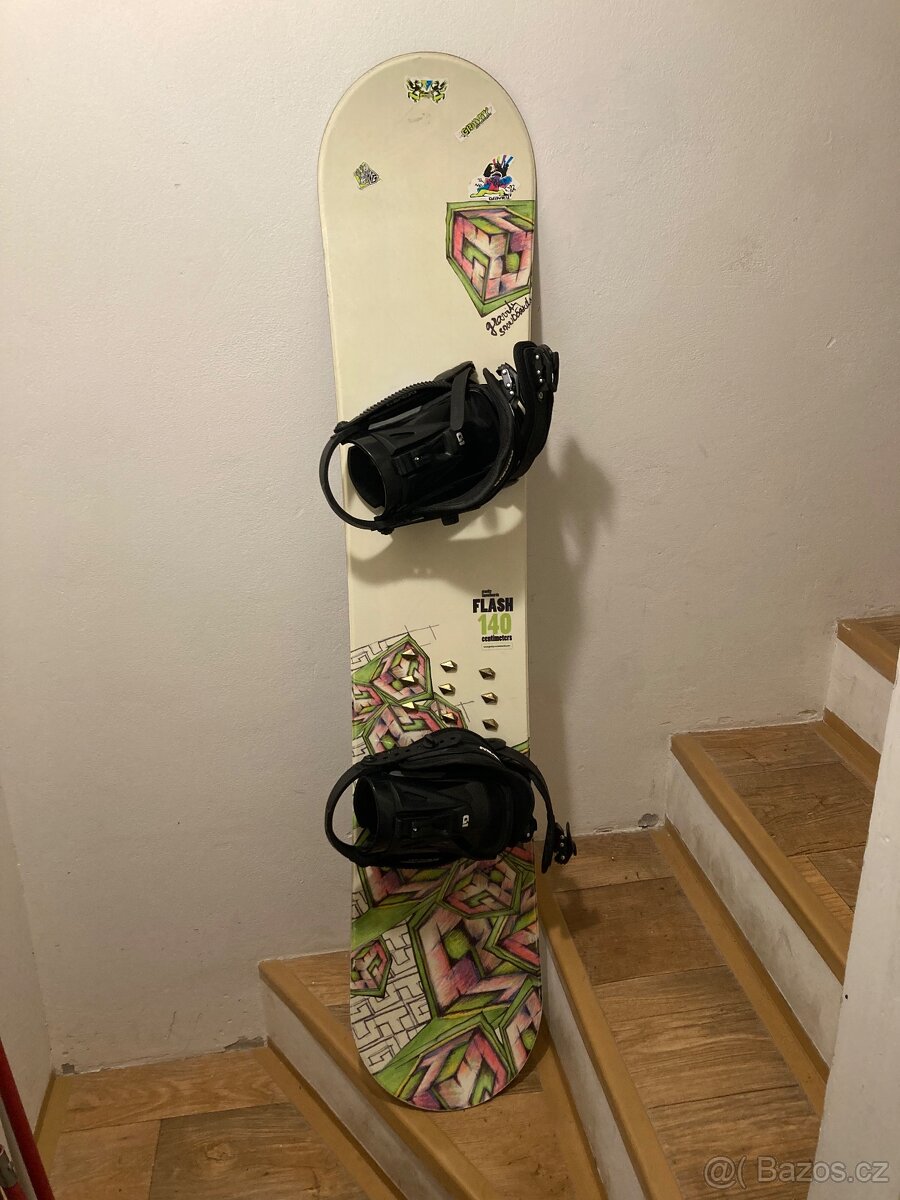 Snowboard Gravity – 140 cm + vázání