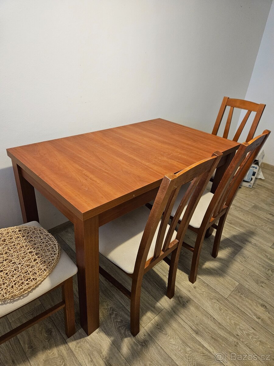 Proďam jidelní stul