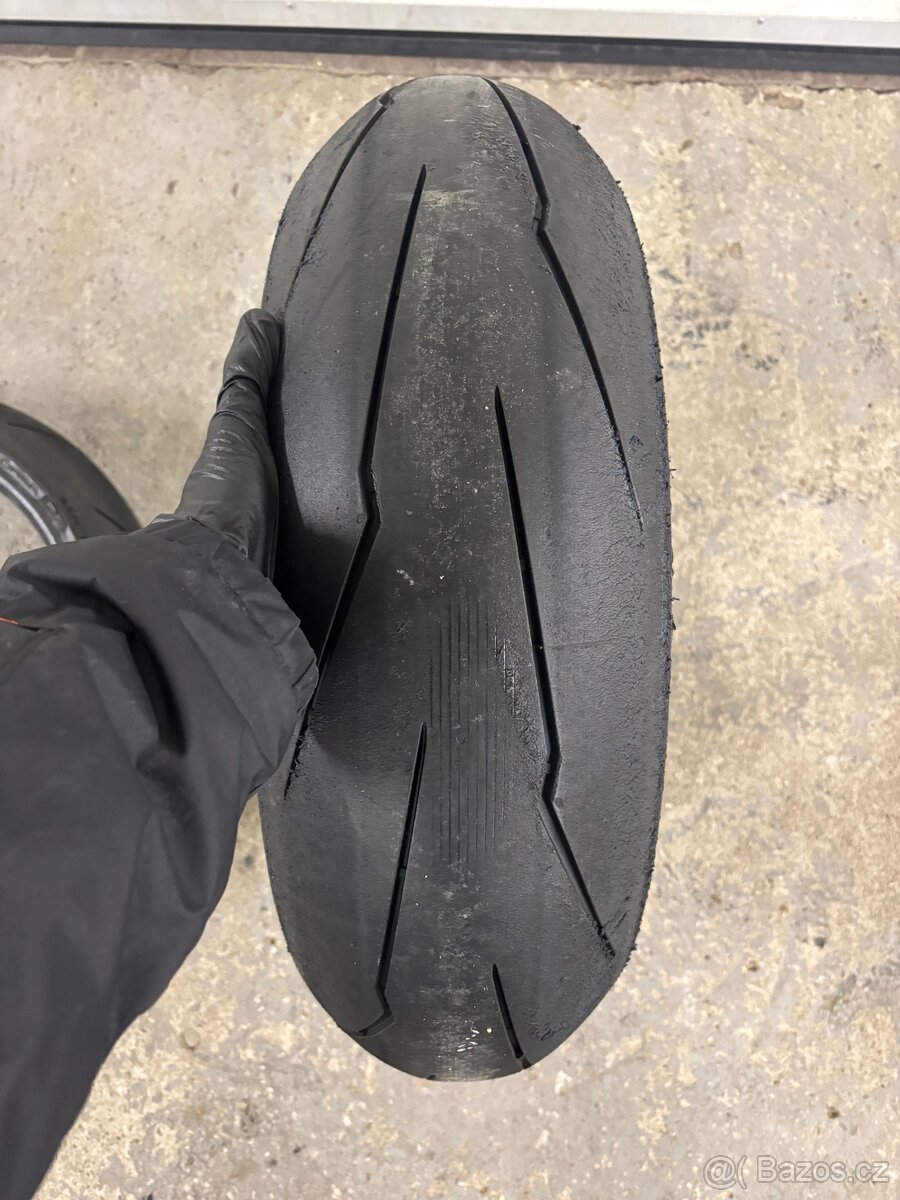 Pirelli DIABLO Supercorsa SP 180/60/17 a 120/70/17
