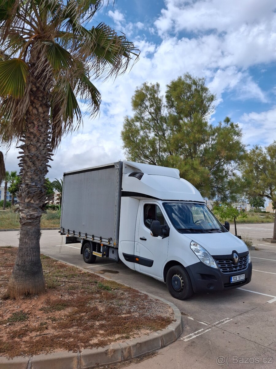Renault Master twincab