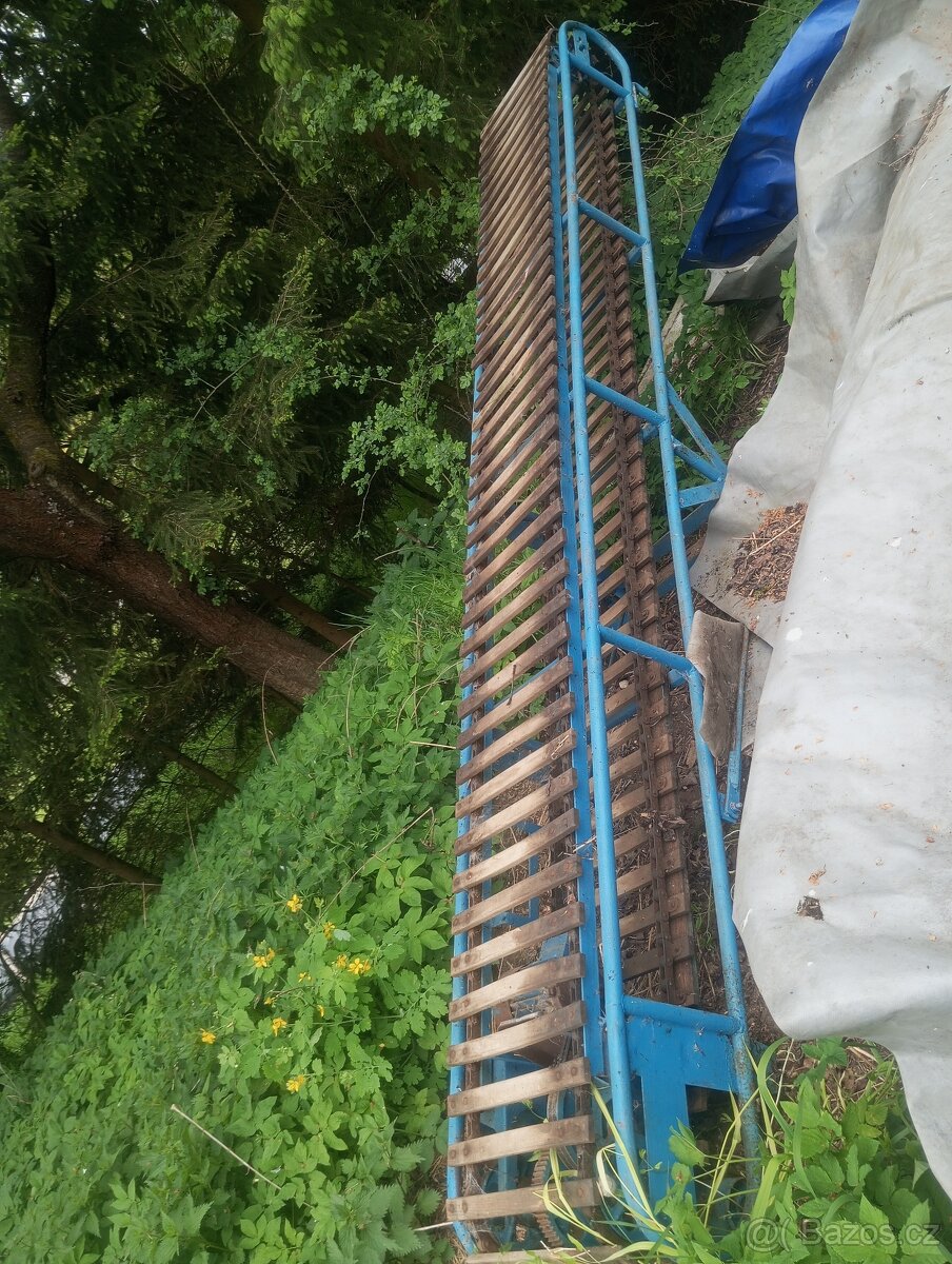 Pásový dopravník