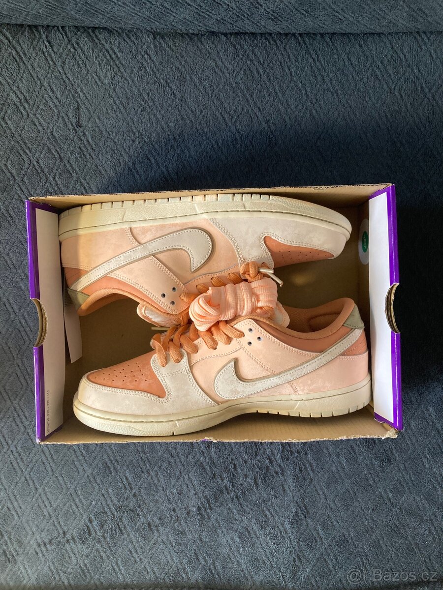 Nike SB Dunk Low Pro Prm