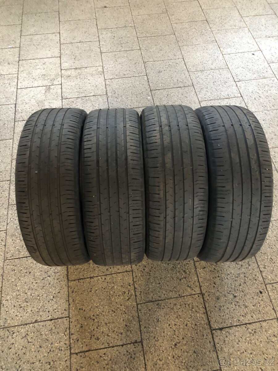 215/55/17 sada letních pneu prodám