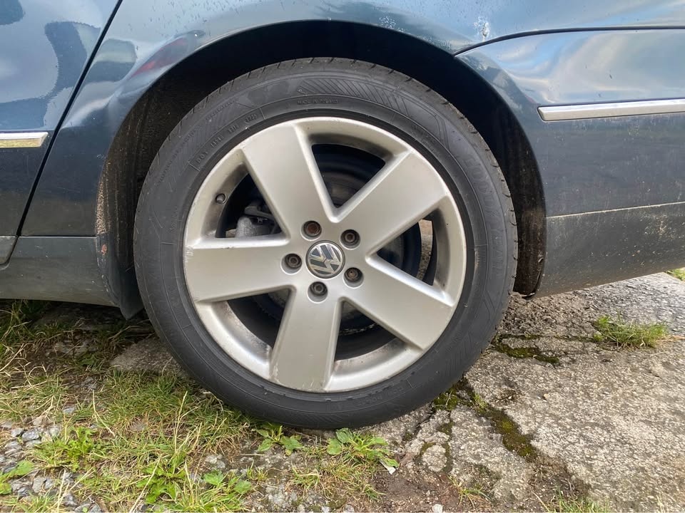 225/50 R17 98W GoodYear zánovní