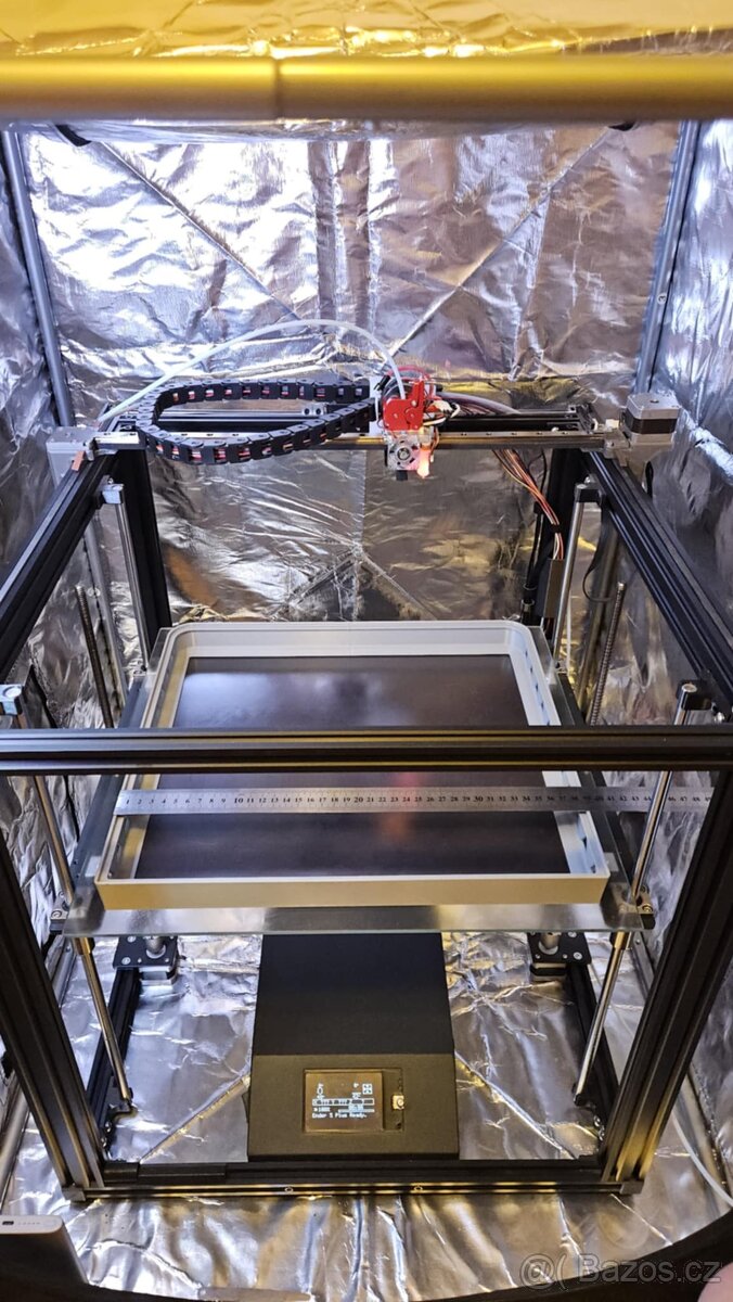 3D tiskárna Ender 5+ s plochou 410x410x410