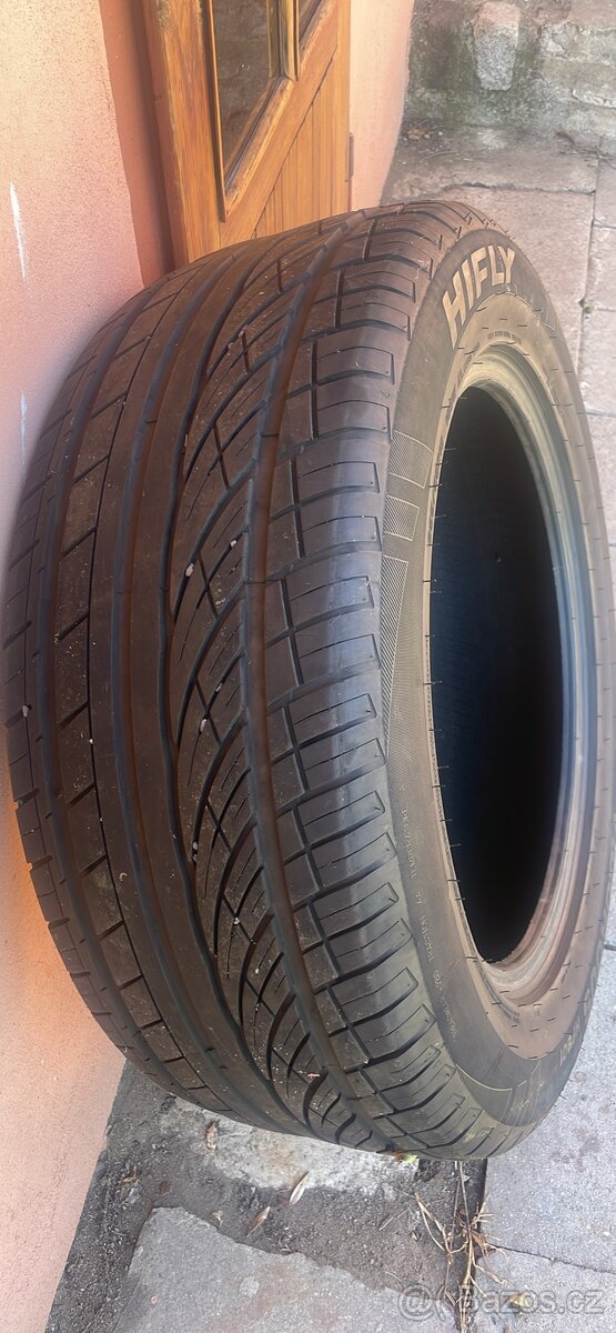 Prodám letní pneu 255/55 R 18 4 kusy