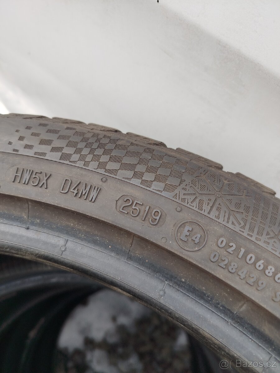 Zimní pneu Continental 245/40 r20 275/35