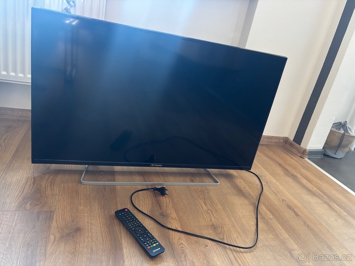 LED televize Strong 40FZ4003N (40”, Full HD)