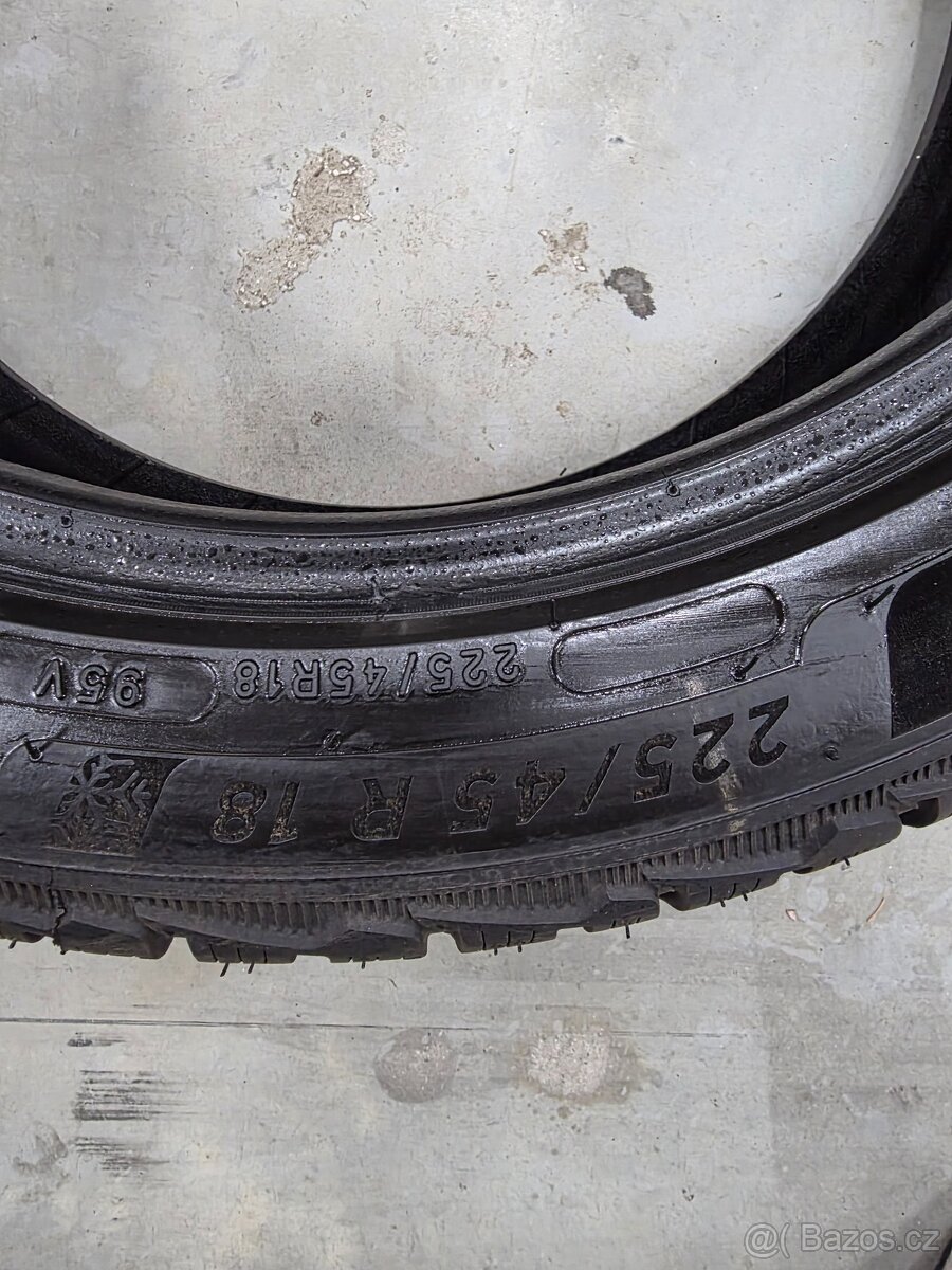 Zimni pneu 225/45 r18