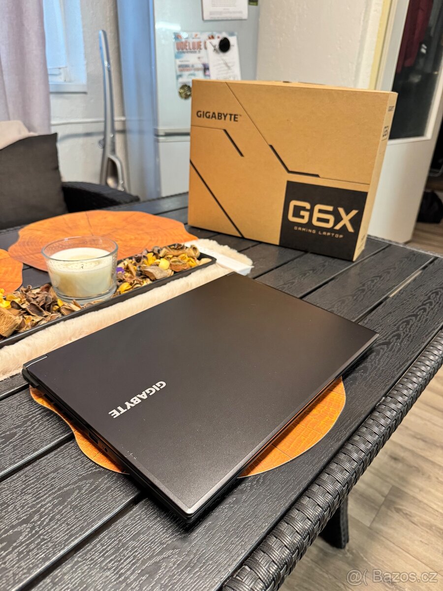 Herní notebook GIGABYTE, ZÁRUKA