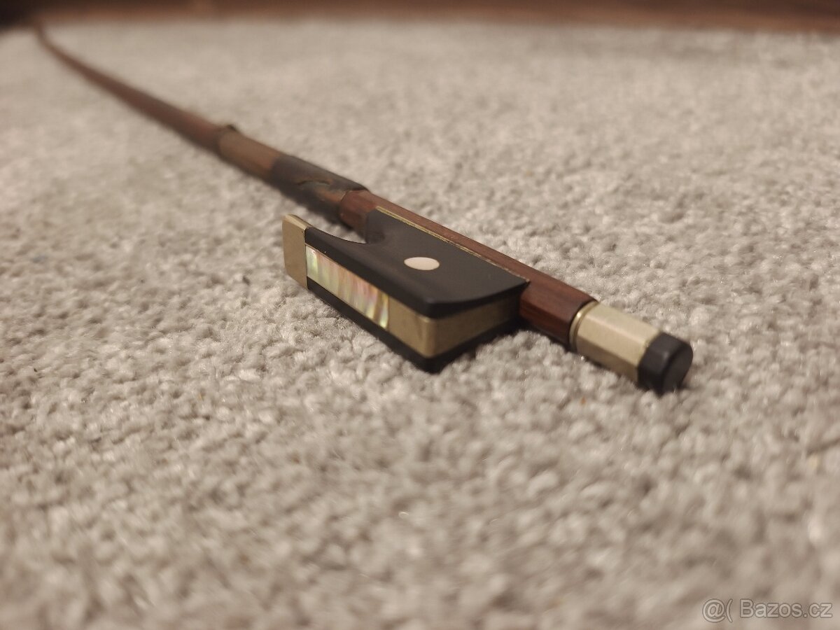 Starý houslový smyčec , 4/4