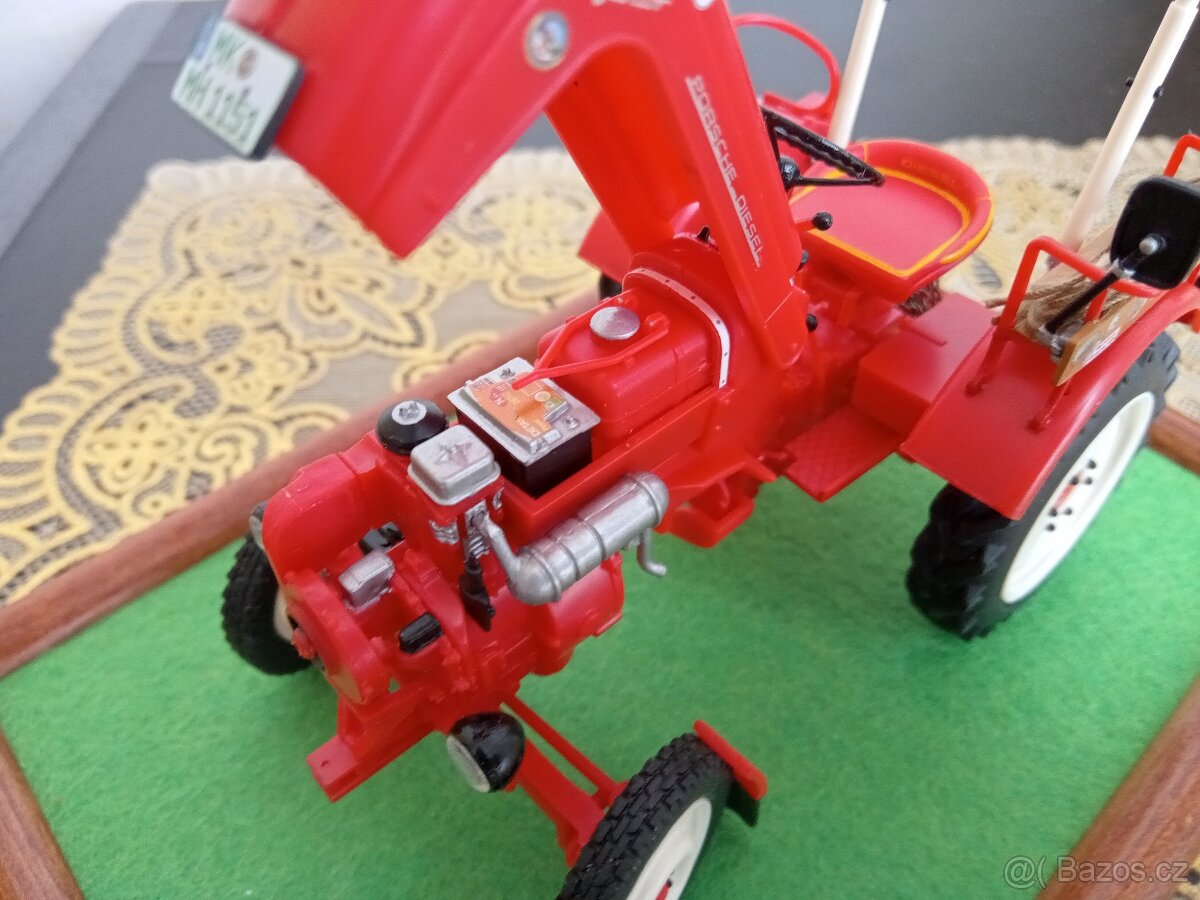 Porsche Diesel Revell 1/24