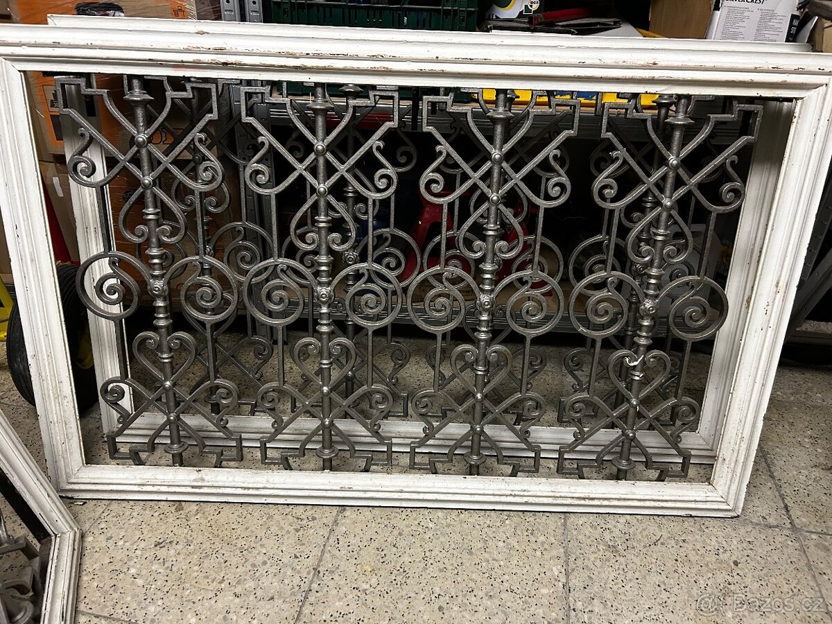 Obložení kryt radiátoru