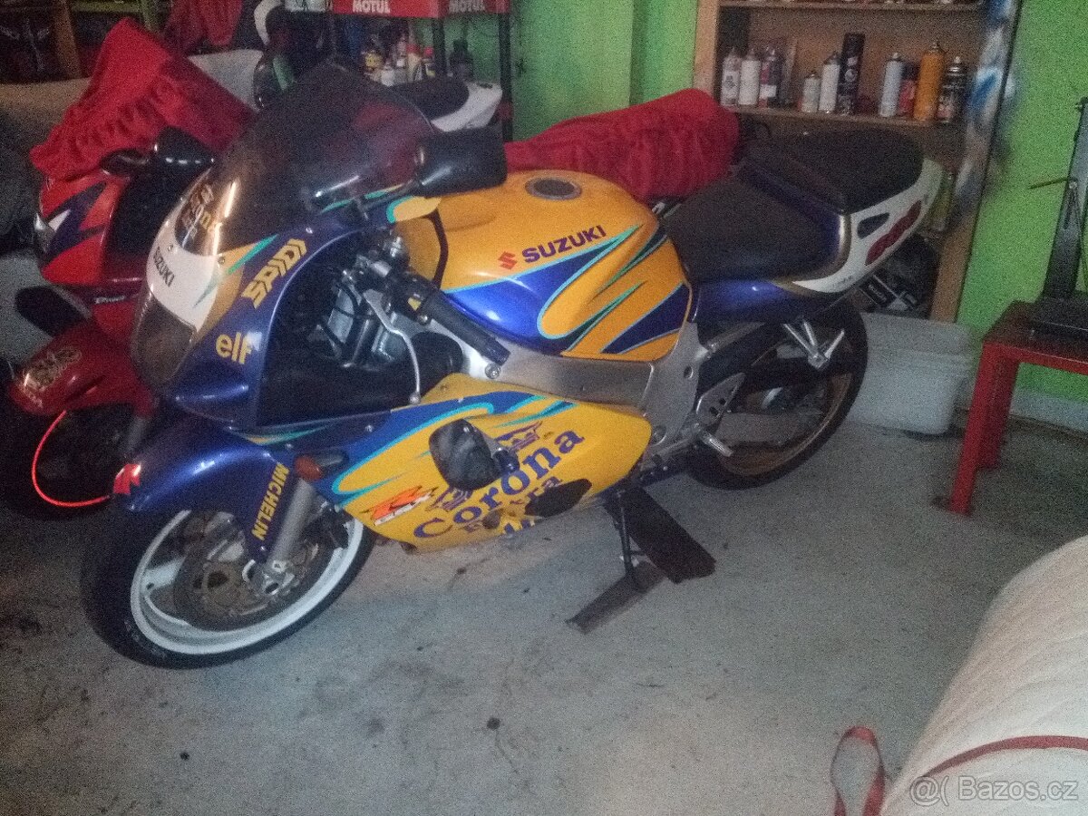 SUZUKI GSX-R 600 SRAD