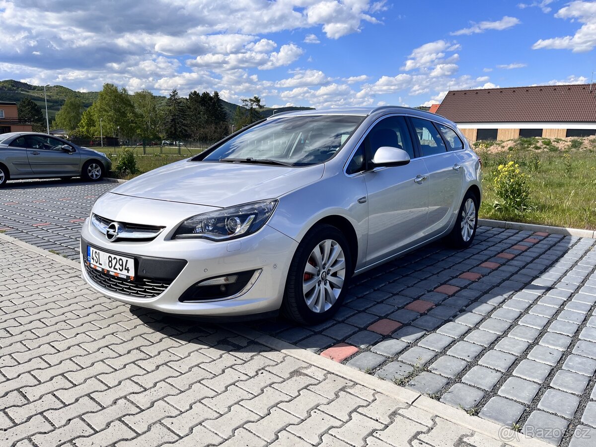 Opel Astra 2.0 CDTI - Automat