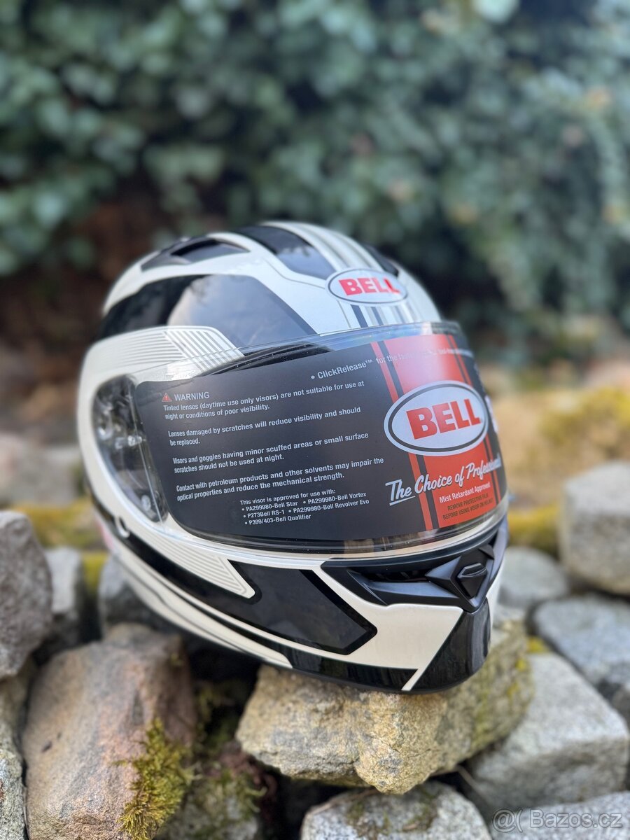 Nová motorkářská helma BELL Ps Qualifier