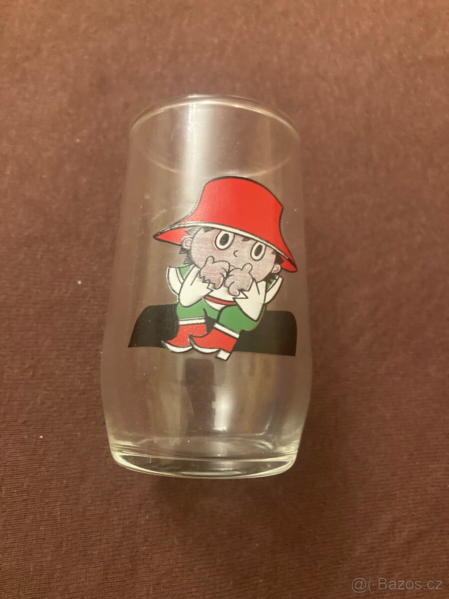 Retro sklenicka