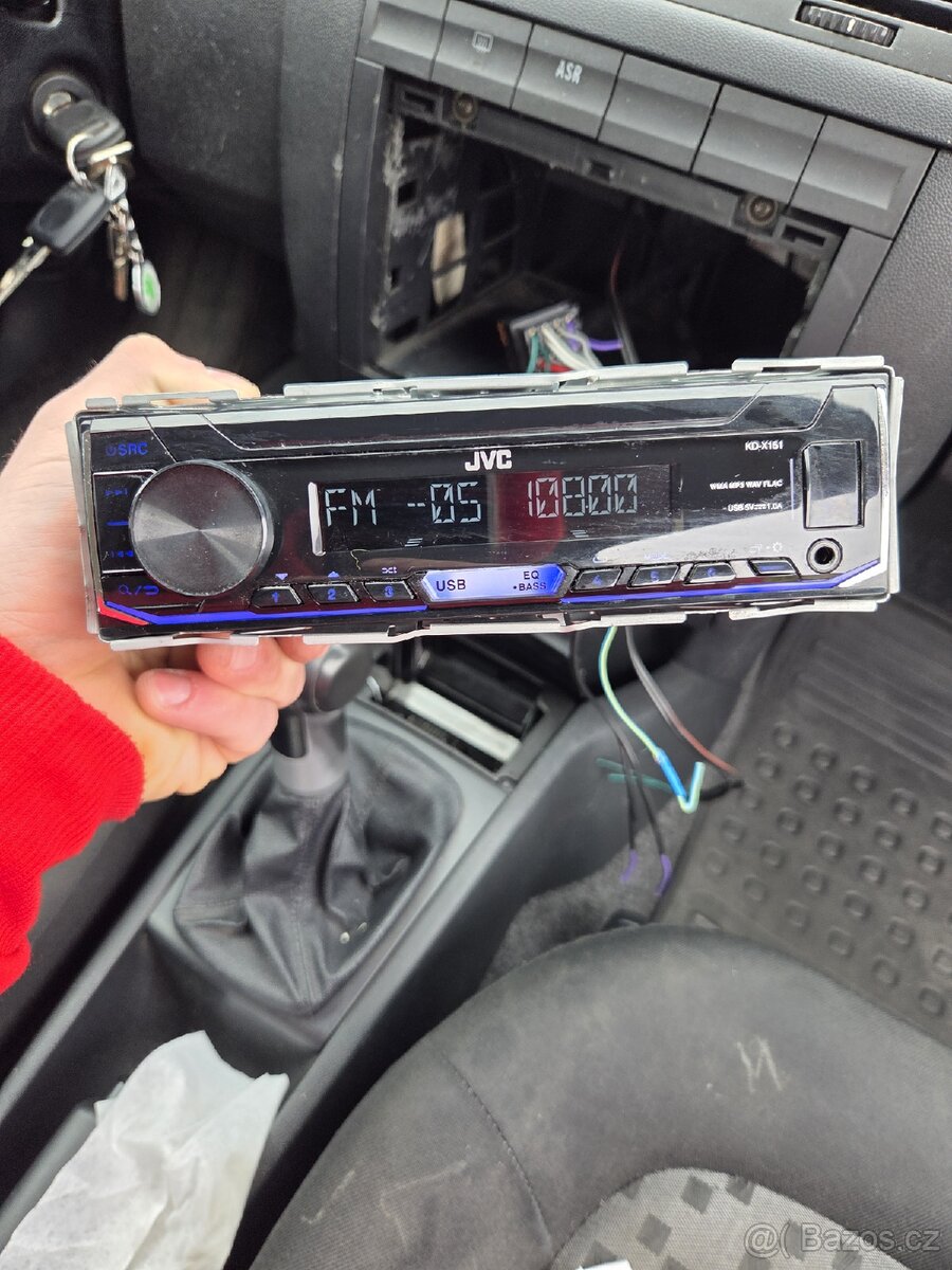Auto radio Jvc kd-X151