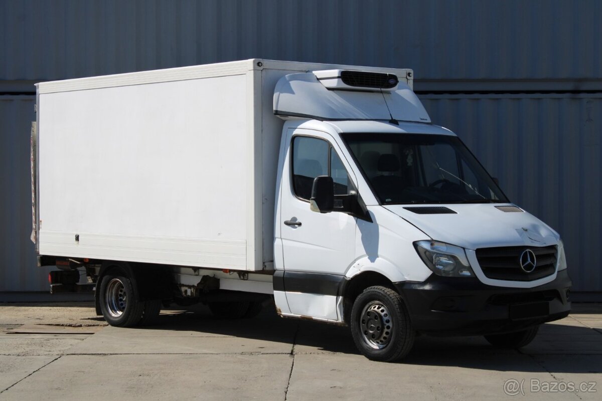 Mercedes-Benz Sprinter 516,MRAZÍ-29C,8PAL,3.5T,MĚCHY