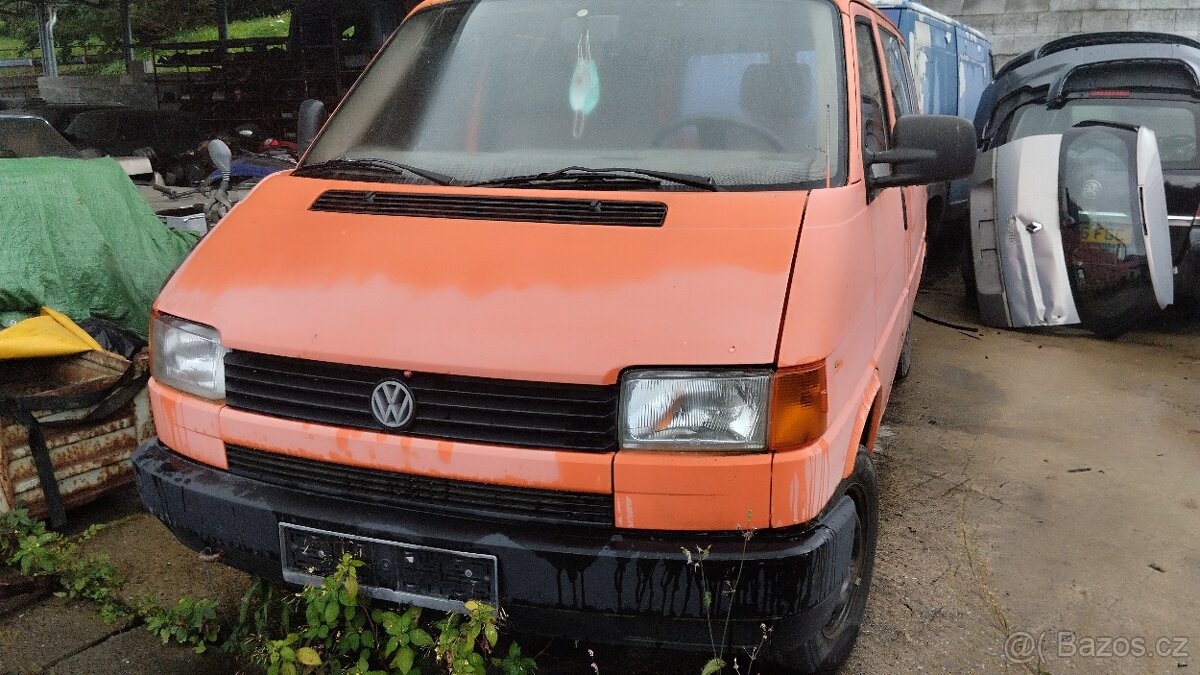 Volkswagen Transportér T4 1,9D 44kw r.v 92 Doklady